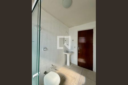 Banheiro de apartamento para alugar com 2 quartos, 76m² em Jardim Campos Eliseos, Campinas