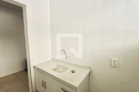 Apartamento para alugar com 76m², 2 quartos e 1 vaga Apartamento para alugar com 76m², 2 quartos e 1 vagaCozinha e Área de Serviço