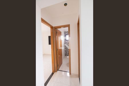 Corredor de apartamento à venda com 2 quartos, 40m² em Vila Carrão, São Paulo