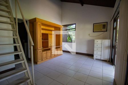 Sala de casa de condomínio à venda com 4 quartos, 79m² em Vargem Grande, Rio de Janeiro