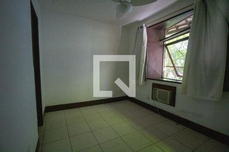 Suíte de casa de condomínio à venda com 4 quartos, 79m² em Vargem Grande, Rio de Janeiro