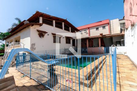 Casa para alugar com 720m², 4 quartos e 4 vagasÁrea comum - Piscina