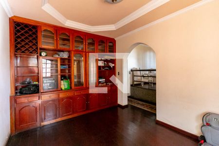 Sala de casa à venda com 4 quartos, 720m² em Estrela do Oriente, Belo Horizonte