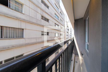 Studio à venda com 25m², 1 quarto e sem vaga Studio à venda com 25m², 1 quarto e sem vagaSacada