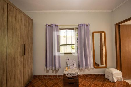 Casa à venda com 500m², 2 quartos e 4 vagasQuarto 2