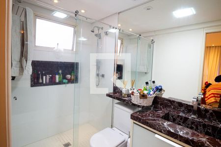 Apartamento à venda com 136m², 4 quartos e 2 vagasBanheiro da Suíte