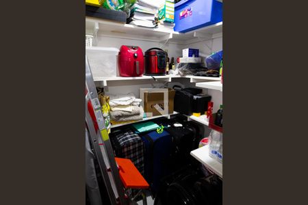 Apartamento à venda com 136m², 4 quartos e 2 vagasÁrea de Serviço - armários