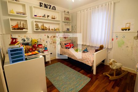 Apartamento à venda com 136m², 4 quartos e 2 vagasSuíte 2