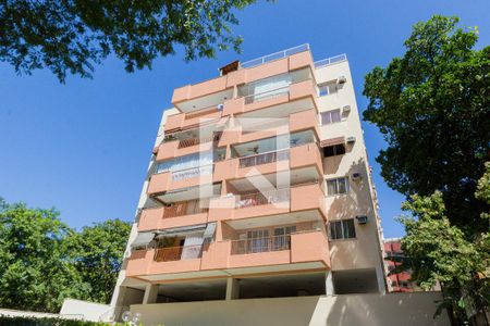 Apartamento à venda com 182m², 2 quartos e 2 vagasFachada