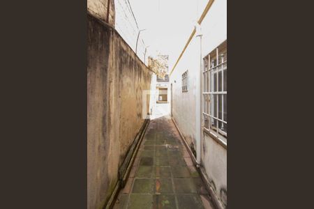 Casa à venda com 350m², 4 quartos e 3 vagasCorredor