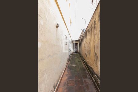 Casa à venda com 350m², 4 quartos e 3 vagasCorredor