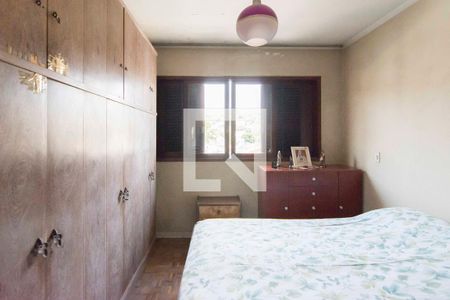 Casa à venda com 350m², 4 quartos e 3 vagasSuíte