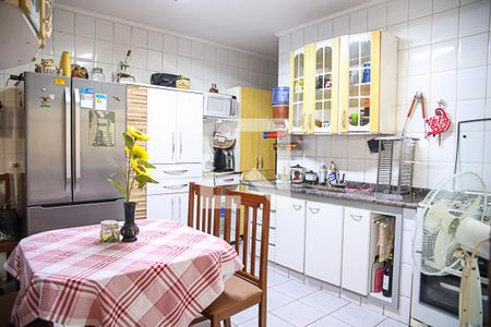 Casa à venda com 142m², 3 quartos e 2 vagas Casa à venda com 142m², 3 quartos e 2 vagasCozinha