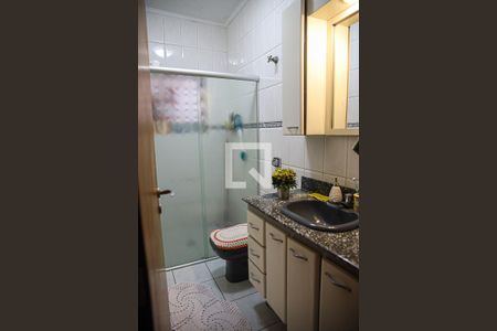 Casa à venda com 142m², 3 quartos e 2 vagas Casa à venda com 142m², 3 quartos e 2 vagasBanheiro