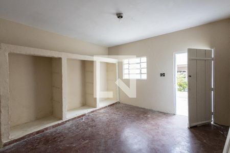 Casa para alugar com 230m², 3 quartos e 1 vaga Casa para alugar com 230m², 3 quartos e 1 vagaQuarto de Serviço