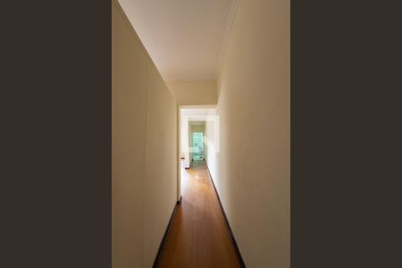 Casa para alugar com 230m², 3 quartos e 1 vaga Casa para alugar com 230m², 3 quartos e 1 vagaCorredor