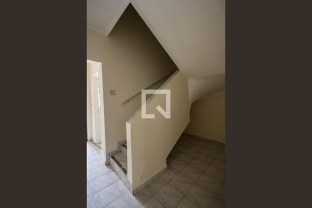 esc de casa para alugar com 3 quartos, 230m² em Penha de França, São Paulo