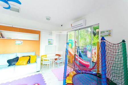 Apartamento à venda com 65m², 2 quartos e sem vagaÁrea comum