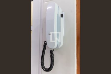 Casa de condomínio à venda com 64m², 2 quartos e 1 vagaSala