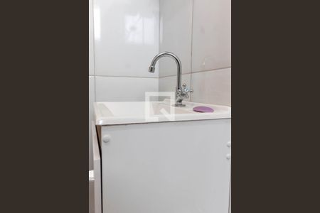 Casa de condomínio à venda com 64m², 2 quartos e 1 vagaBanheiro da Suíte 1