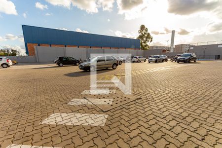 Apartamento à venda com 56m², 2 quartos e 1 vaga Apartamento à venda com 56m², 2 quartos e 1 vagaEstacionamentos