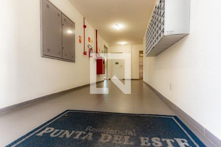 Apartamento à venda com 56m², 2 quartos e 1 vaga Apartamento à venda com 56m², 2 quartos e 1 vagaHall social