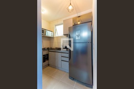 Apartamento à venda com 56m², 2 quartos e 1 vaga Apartamento à venda com 56m², 2 quartos e 1 vagaCozinha e Área de Serviço