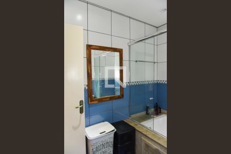 Casa à venda com 300m², 3 quartos e 2 vagasBanheiro da Suíte