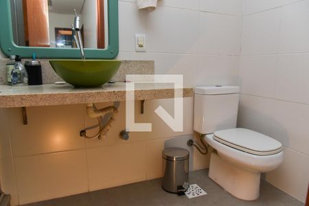 Casa à venda com 300m², 3 quartos e 2 vagasBanheiro Social