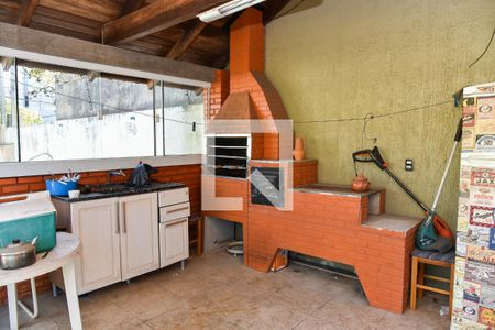 Casa à venda com 300m², 3 quartos e 2 vagasChurrasqueira