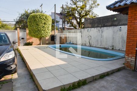 Casa à venda com 300m², 3 quartos e 2 vagasPiscina