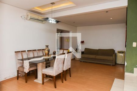 Sala de Jantar de casa à venda com 3 quartos, 300m² em Jardim Itu Sabará, Porto Alegre