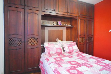 Casa à venda com 300m², 3 quartos e 2 vagasQuarto 2