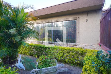 Casa à venda com 300m², 3 quartos e 2 vagasÁrea Externa