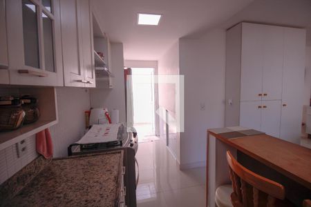 Casa à venda com 84m², 2 quartos e sem vaga Casa à venda com 84m², 2 quartos e sem vagaCozinha
