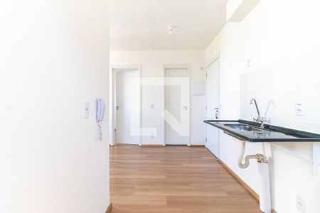 Apartamento à venda com 37m², 2 quartos e sem vaga Apartamento à venda com 37m², 2 quartos e sem vagaCozinha e Área de Serviço