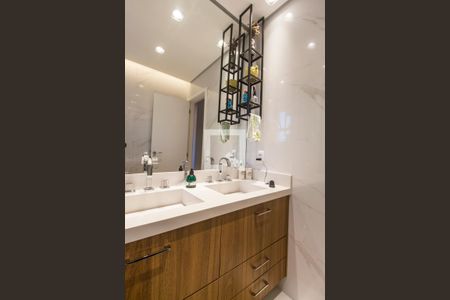 Apartamento para alugar com 112m², 2 quartos e 2 vagasBanheiro da Suíte