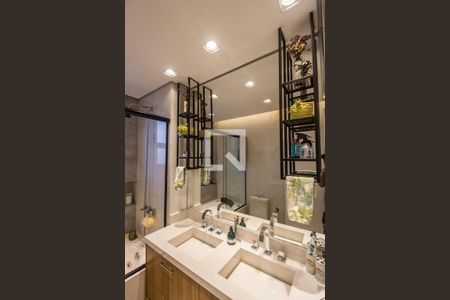 Apartamento para alugar com 112m², 2 quartos e 2 vagasBanheiro da Suíte