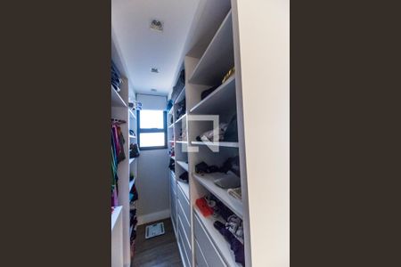 Apartamento para alugar com 112m², 2 quartos e 2 vagasCloset da suíte