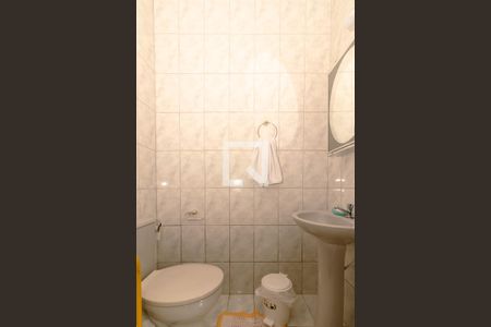 Casa à venda com 175m², 4 quartos e 3 vagasBanheiro de Serviço