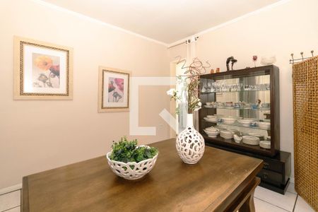 Casa à venda com 175m², 4 quartos e 3 vagasSala 2