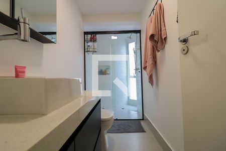 Apartamento à venda com 87m², 3 quartos e 2 vagas Apartamento à venda com 87m², 3 quartos e 2 vagasBanheiro da Suíte