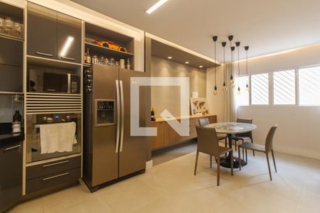 Cozinha de casa de condomínio à venda com 2 quartos, 200m² em Vila Carrão, São Paulo
