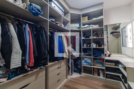 Casa de condomínio à venda com 200m², 2 quartos e 2 vagasCloset