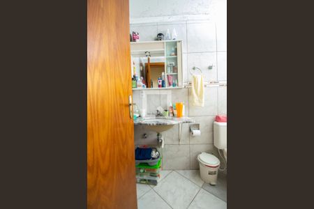 Casa à venda com 137m², 4 quartos e 2 vagasBanheiro Social