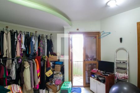 Casa à venda com 137m², 4 quartos e 2 vagasSuíte 2