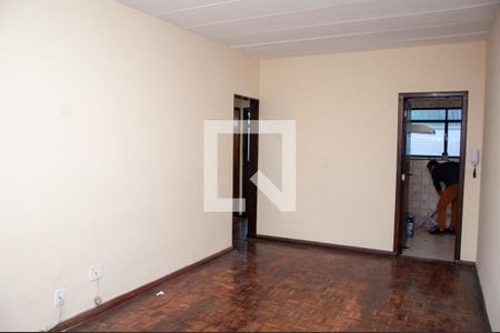 Sala de apartamento para alugar com 3 quartos, 65m² em Glória, Contagem