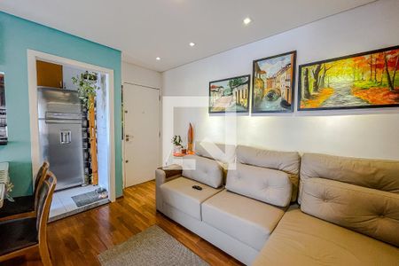Sala de apartamento para alugar com 1 quarto, 50m² em Vila Bertioga, São Paulo
