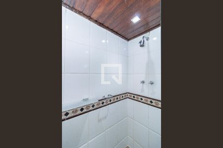 Apartamento à venda com 50m², 1 quarto e 1 vaga Apartamento à venda com 50m², 1 quarto e 1 vagaDetalhe do Banheiro