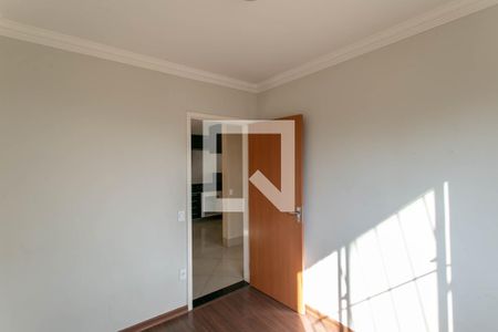 Quarto 1 de apartamento para alugar com 2 quartos, 54m² em Conjunto Paulo Vi, Belo Horizonte